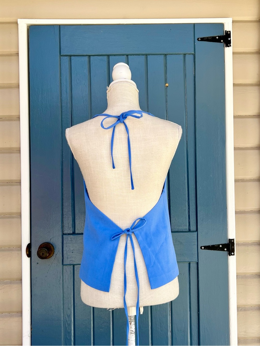 Abercrombie & Fitch Tailored Halter Open-Back with Tie Women’s Size L